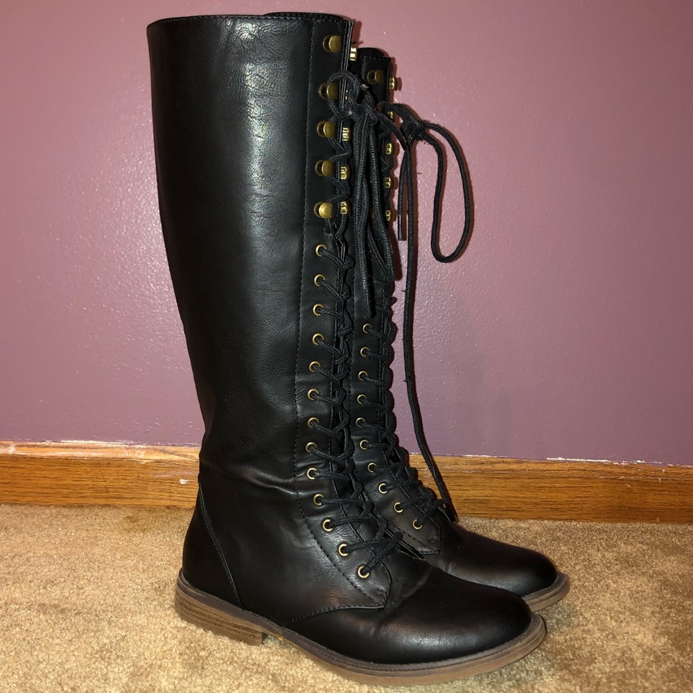 Black Mossimo Lace Up Boots